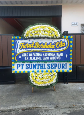Papan Bunga Duka di Cipacing