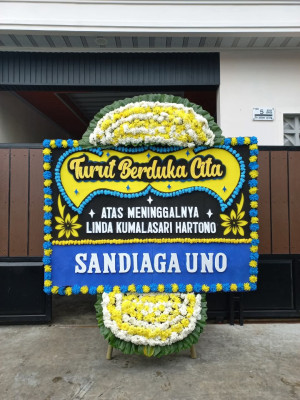 Papan Bunga Duka di Cipacing